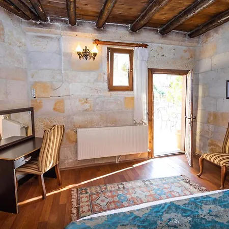 Hotel Guven Cave 2*